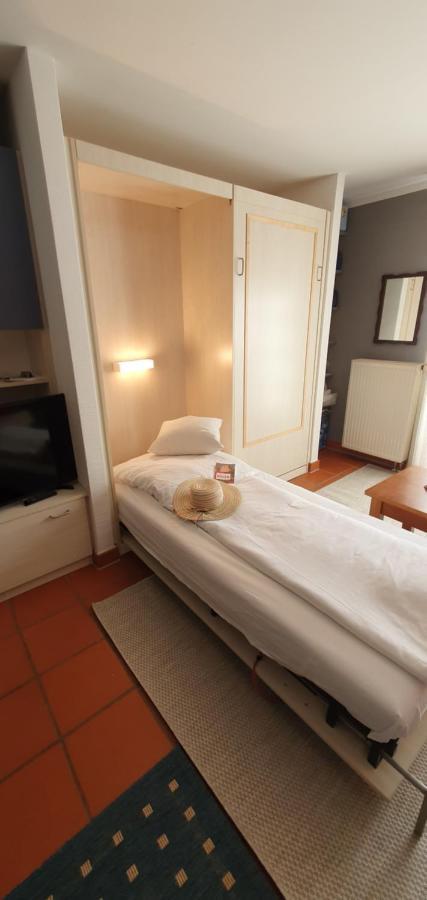 Kleine Strandnahe Auf Dem Bakenberg Insel Ruegen Apartment *
